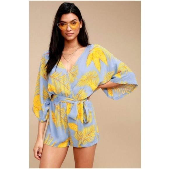 Lulus Pants - Lulu's Fontana Light Blue and Yellow Leaf Print Romper Size XS